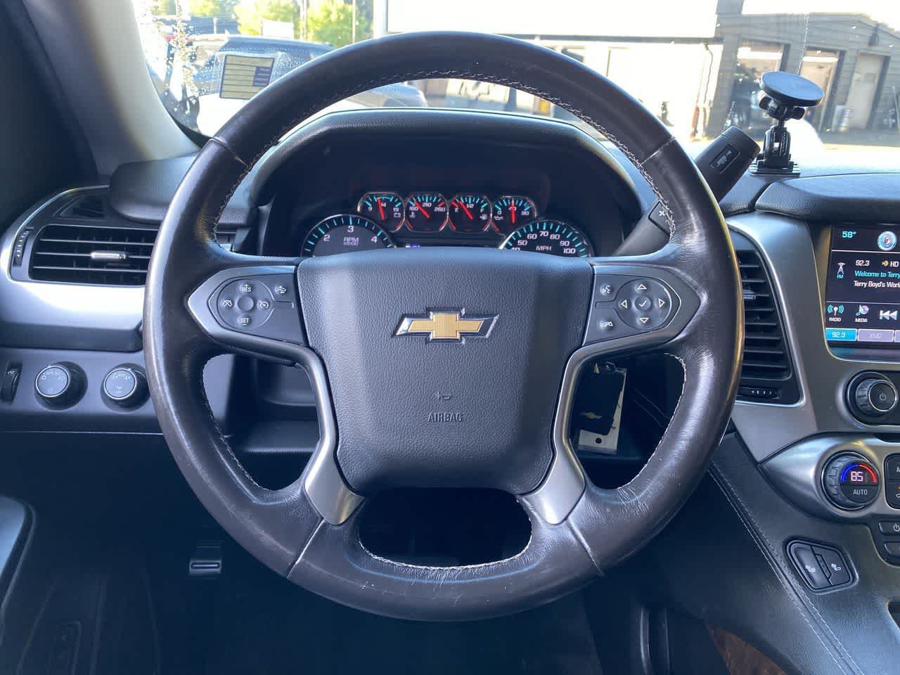 Used 2018 Chevrolet Suburban LT AWD/4WD image 19