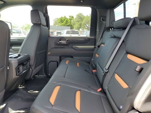 New 2026 GMC Sierra 2500 AT4 w/ AT4 Premium Plus Package AWD/4WD image 12