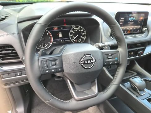New 2026 Nissan Rogue Dark Armor AWD/4WD image 18