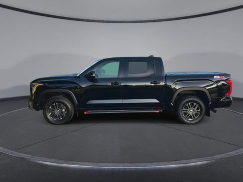 Used 2024 Toyota Tundra SR5 w/ SR5 Convenience Package AWD/4WD image 5