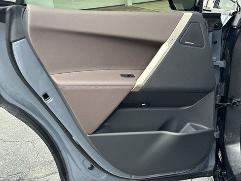 Certified 2025 BMW iX xDrive50 image 13