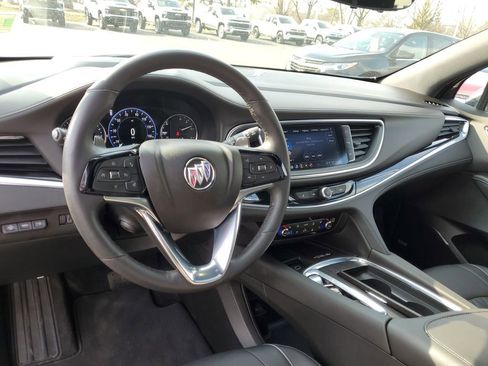 Certified 2023 Buick Enclave Avenir image 8