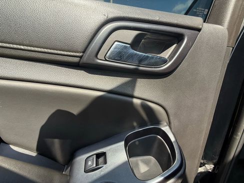 Used 2015 GMC Yukon SLT w/ HD Trailering Package image 20