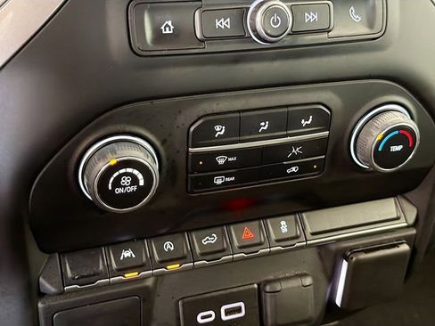 Certified 2024 Chevrolet Silverado 1500 Custom image 15