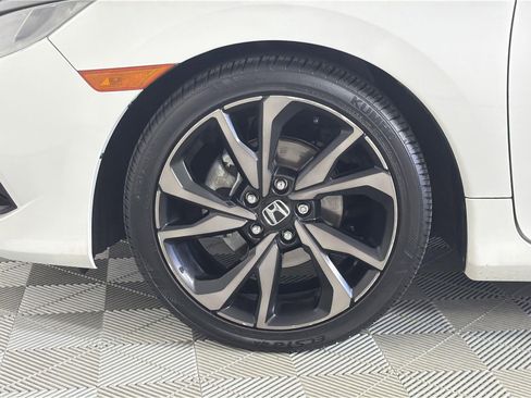 Used 2019 Honda Civic Sport image 32