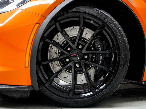 Used 2019 Chevrolet Corvette Grand Sport w/ Grand Sport Heritage Package image 6