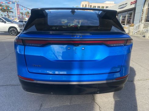 Used 2025 Jeep Wagoneer S Limited image 7