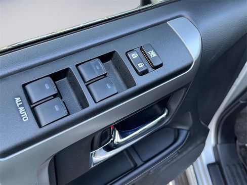 Used 2022 Toyota 4Runner Limited image 9