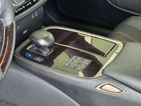 Certified 2023 Lexus LS 500 w/ Interior Upgrade Package RWD image 23