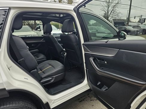 Certified 2024 MAZDA CX-90 Plug-In Hybrid w/ Premium Plus image 15