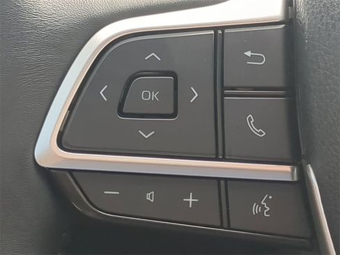 Used 2024 Toyota Grand Highlander Platinum image 25