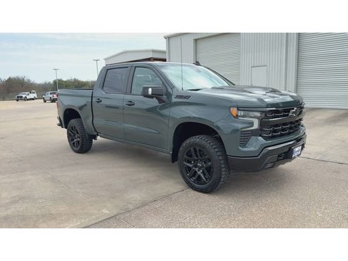New 2026 Chevrolet Silverado 1500 LT Trail Boss w/ LT Trail Boss Premium Package image 2