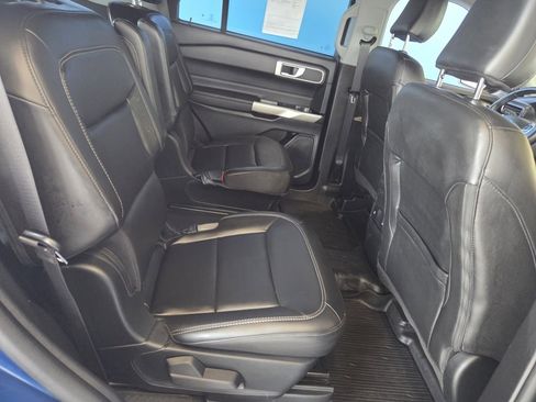 Used 2023 Ford Explorer XLT w/ Equipment Group 202A image 26