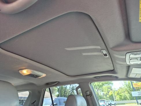 Used 2004 Toyota 4Runner Limited AWD/4WD image 15