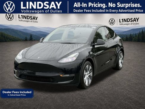 Used 2023 Tesla Model Y Long Range AWD/4WD image 4
