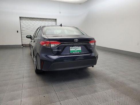Used 2023 Toyota Corolla LE image 6