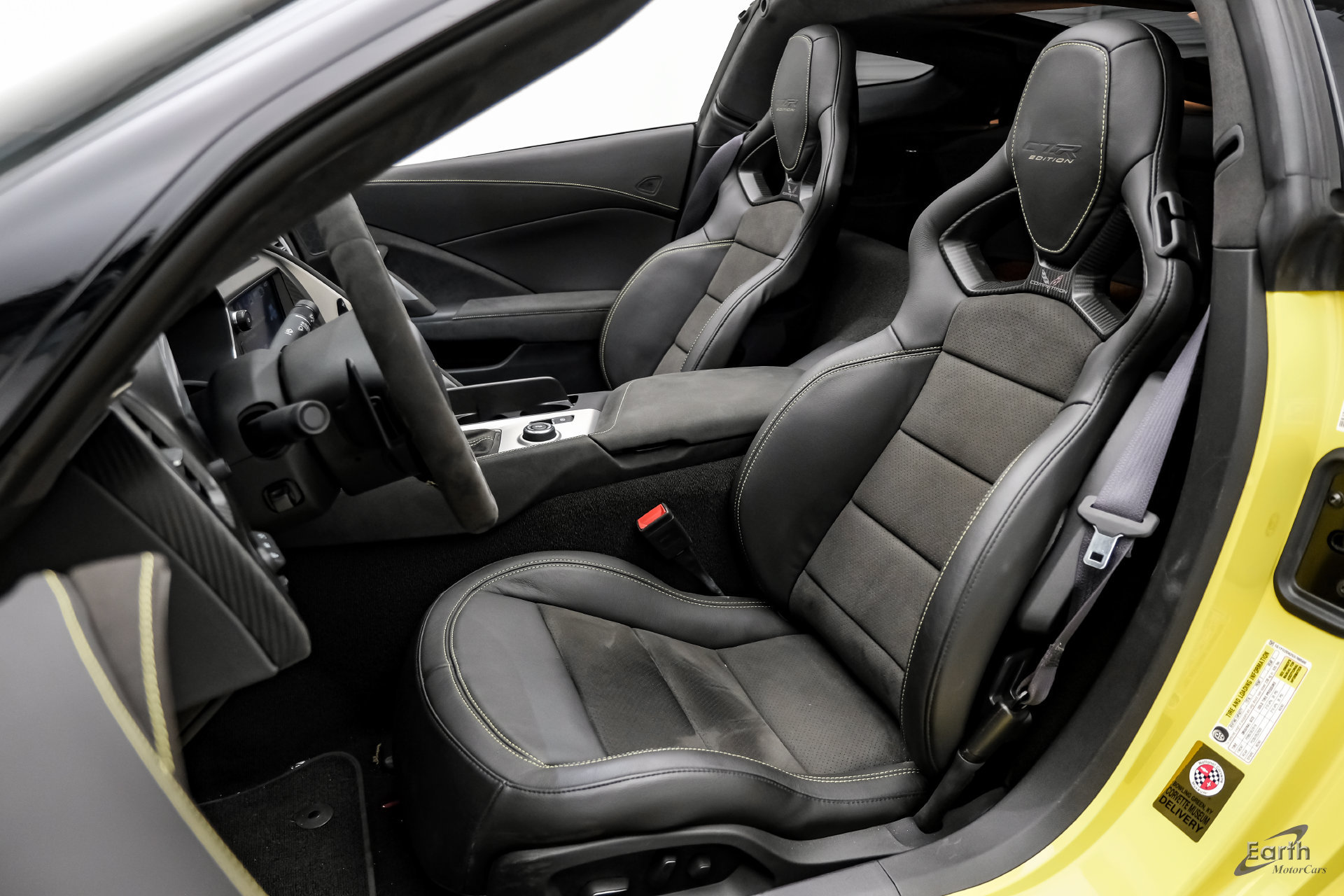 Used 2016 Chevrolet Corvette Z06 w/ C7.r Special Edition RWD image 46