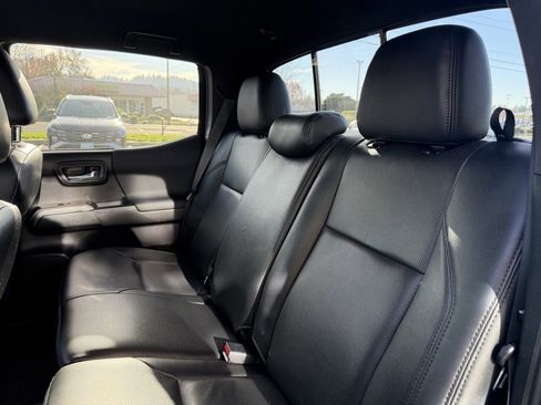 Used 2022 Toyota Tacoma TRD Pro image 28
