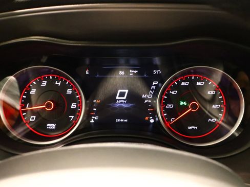 Used 2023 Dodge Charger SXT image 13