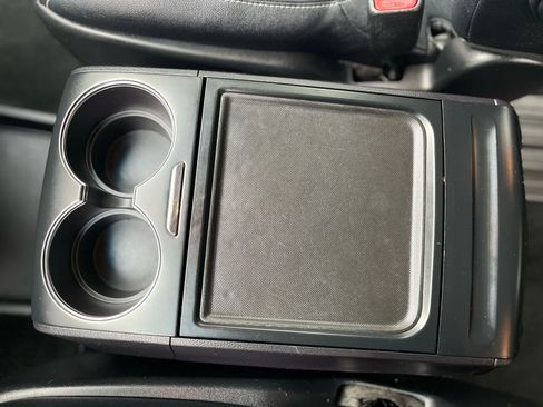 Used 2017 Toyota Sienna SE image 14