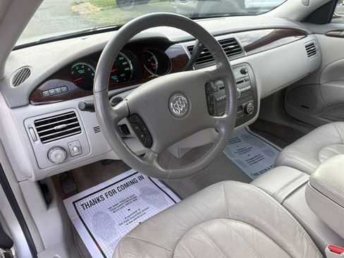Used 2011 Buick Lucerne CXL FWD image 8