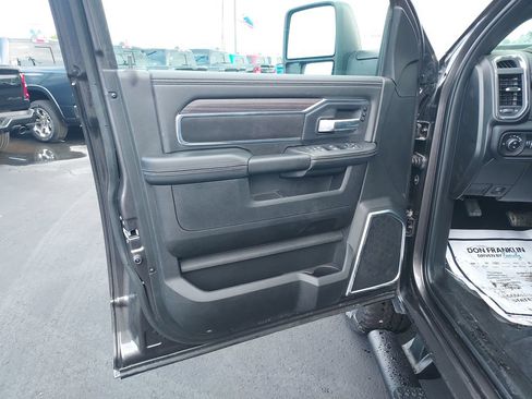 New 2026 RAM 2500 Laramie w/ Night Edition AWD/4WD image 10