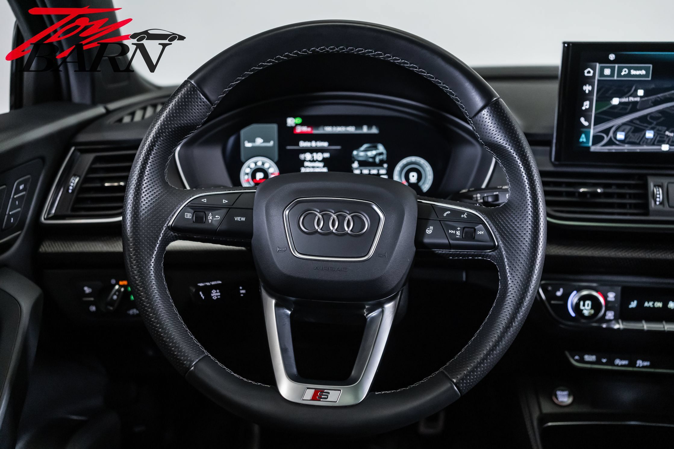 Used 2023 Audi SQ5 Premium Plus w/ Premium Plus Package AWD/4WD image 30