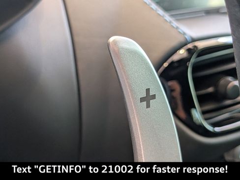 Used 2020 Aston Martin V8 Vantage Coupe image 25