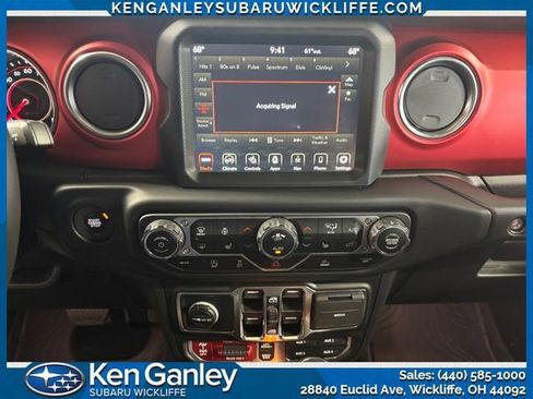 Used 2022 Jeep Wrangler Unlimited Rubicon w/ Cold Weather Group AWD/4WD image 17