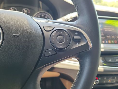 Used 2020 Buick Enclave Essence w/ Sound and Sites Package FWD image 23