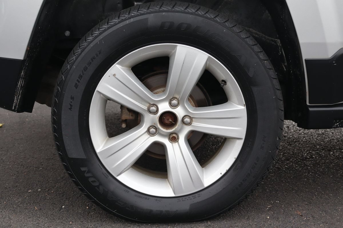 Used 2013 Jeep Patriot Sport AWD/4WD image 37
