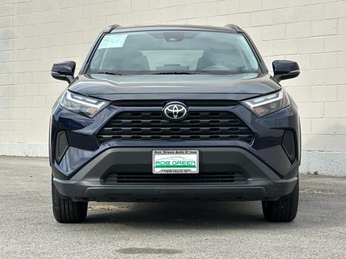 Used 2025 Toyota RAV4 XLE AWD/4WD image 8