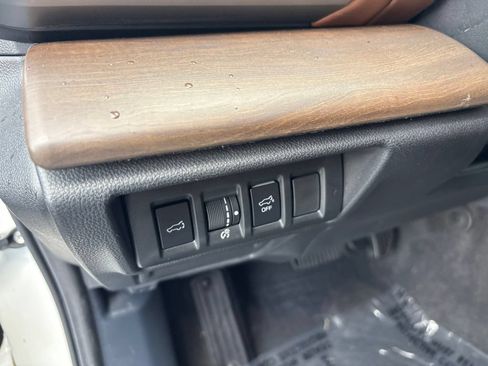 Certified 2021 Subaru Outback Touring AWD/4WD image 22