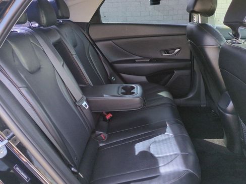 Used 2022 Hyundai Elantra Limited w/ Cargo Package image 25