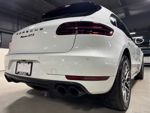 Used 2017 Porsche Macan GTS w/ Premium Package Plus image 13