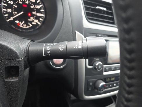 Used 2017 Nissan Altima 2.5 SV image 14