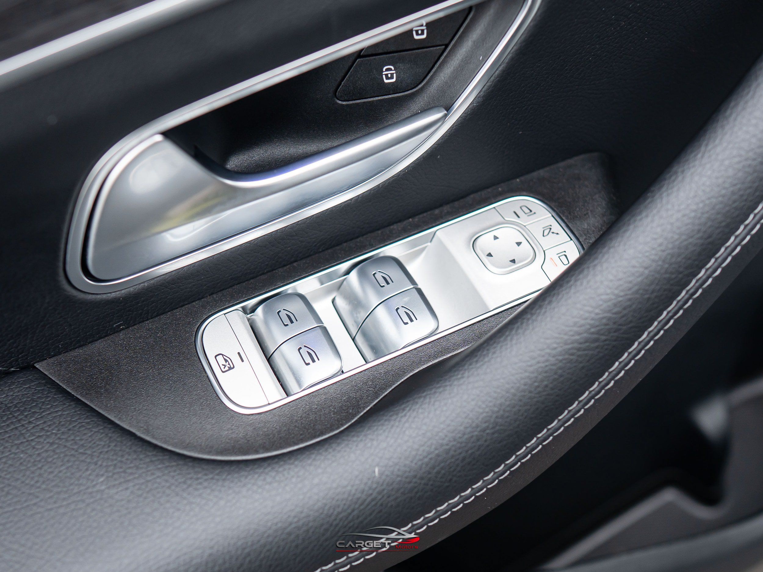 Used 2026 Mercedes-Benz GLE 350 4MATIC w/ AMG Line Exterior image 41