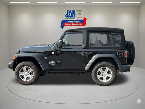 Certified 2018 Jeep Wrangler Sport AWD/4WD image 11