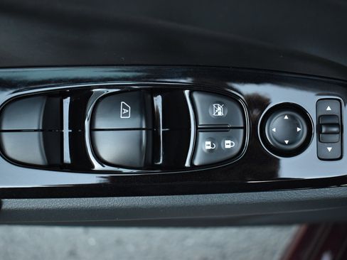 Used 2024 Nissan Altima 2.5 SL image 14