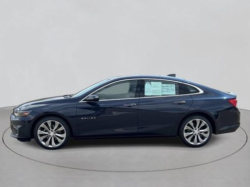 Used 2018 Chevrolet Malibu Premier w/ Premier Sun and Wheel Package FWD image 2