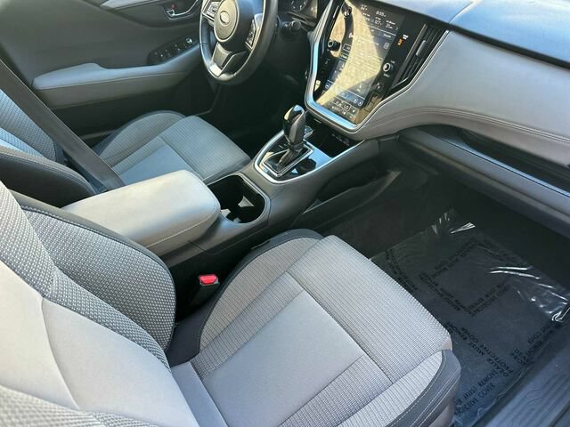 Used 2024 Subaru Outback Premium AWD/4WD image 19
