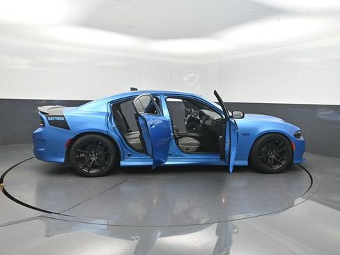 Used 2023 Dodge Charger Scat Pack w/ Daytona Edition Group RWD image 36