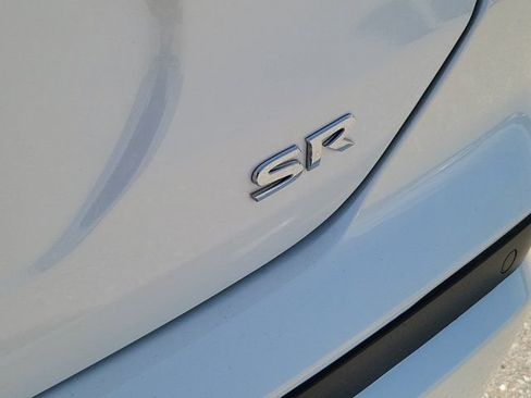 Certified 2024 Nissan Kicks SR w/ SR Premium Package FWD image 10