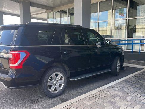 Used 2019 Ford Expedition XLT w/ Equipment Group 202A RWD image 6