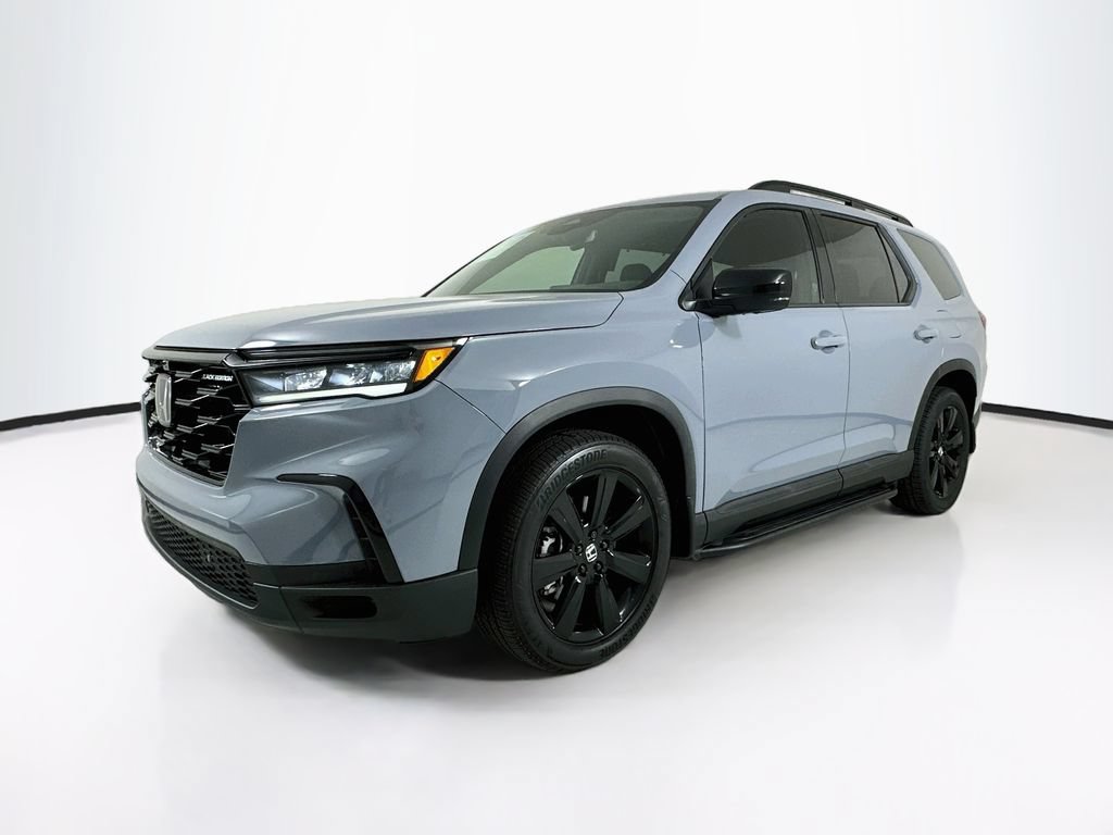 Certified 2025 Honda Pilot Black Edition image 1