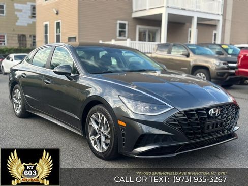 Used 2023 Hyundai Sonata SEL w/ Cargo Package FWD image 3