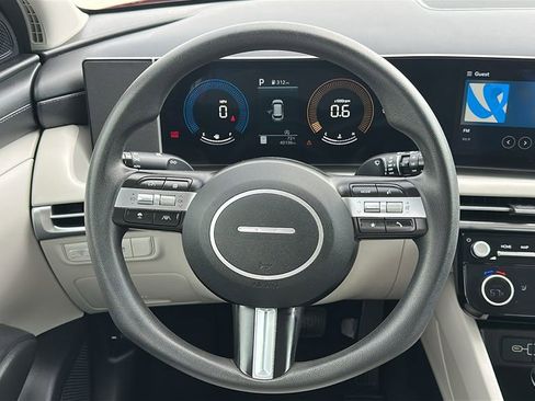 Certified 2025 Hyundai Tucson SEL image 22