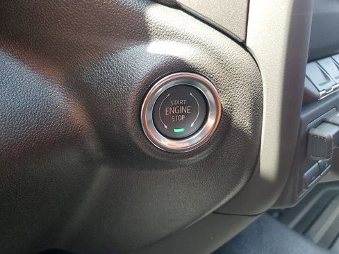 New 2025 GMC Sierra 3500 Pro w/ Convenience Package image 24