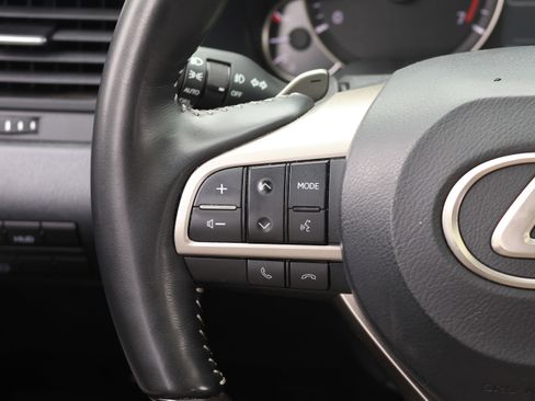 Certified 2022 Lexus RX 350L Luxury image 18