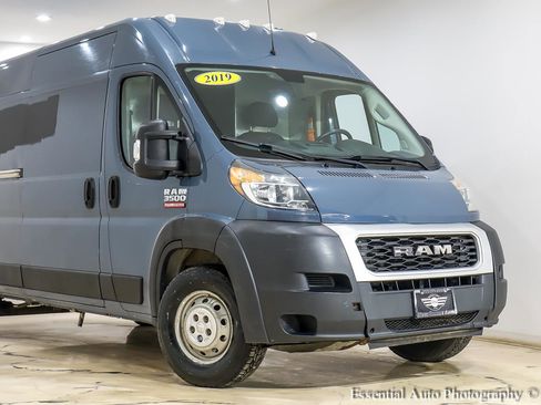 Used 2019 RAM ProMaster 3500 FWD image 2